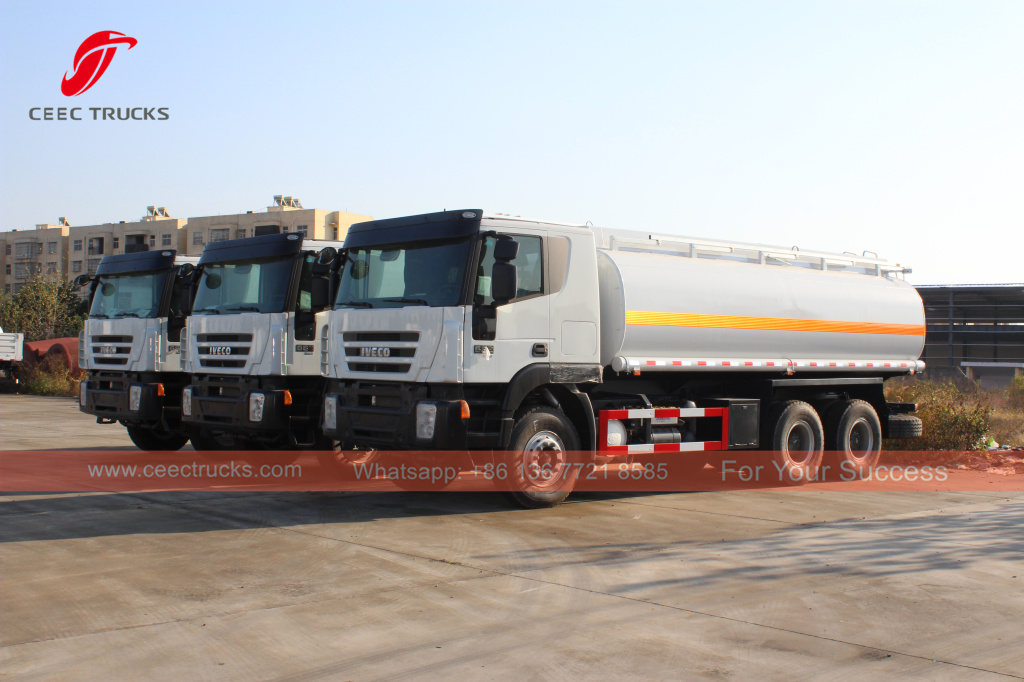 SINOTRUK HOWO Fuel Diesel Oil Delivery Tanker Trucks case