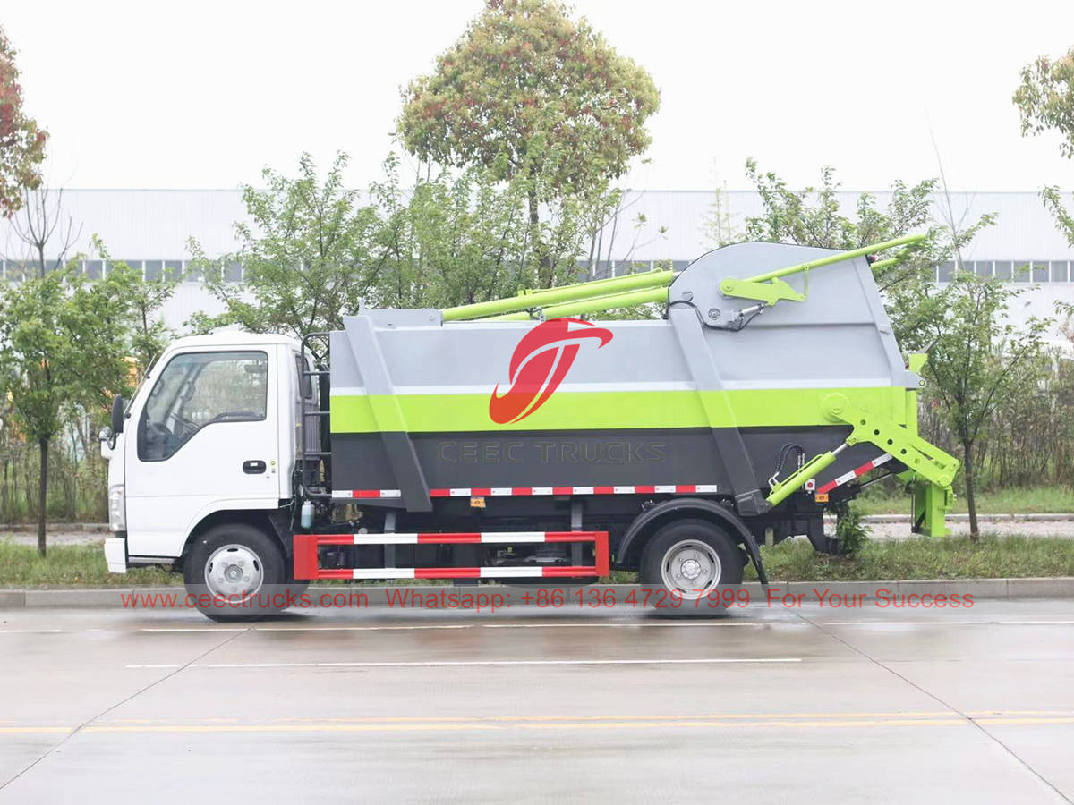 ISUZU non-leakage waste compression truck