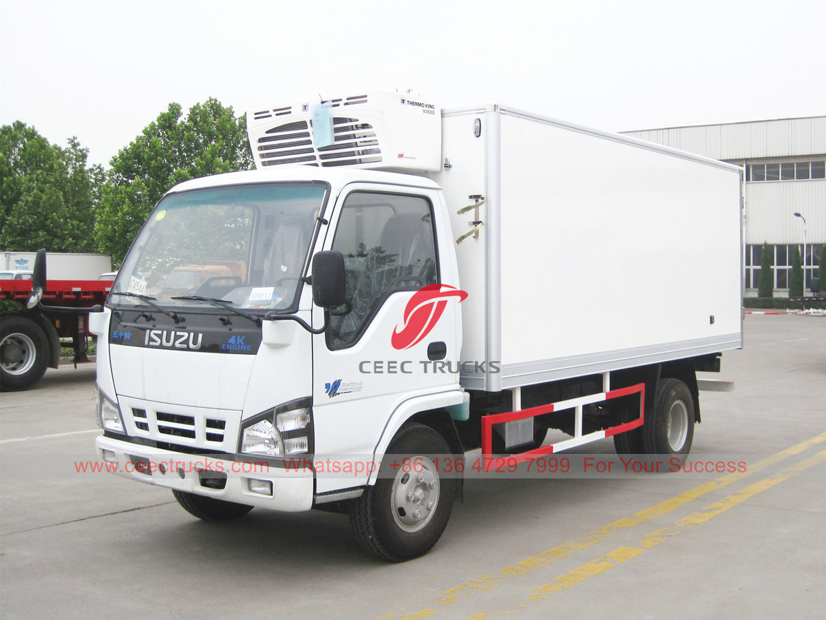 ISUZU 4 ton refrigerated box truck