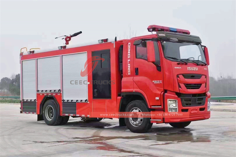 ISUZU GIGA 8,000L fire fighting truck
