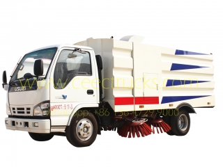ISUZU 5000L road sweeper truck golden supplier
