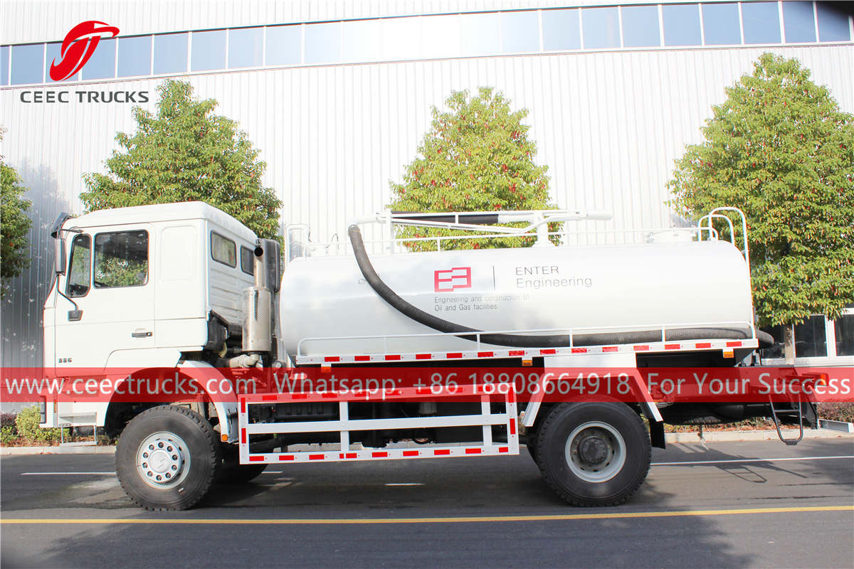 Shacman all wheel drive septic suction truck
