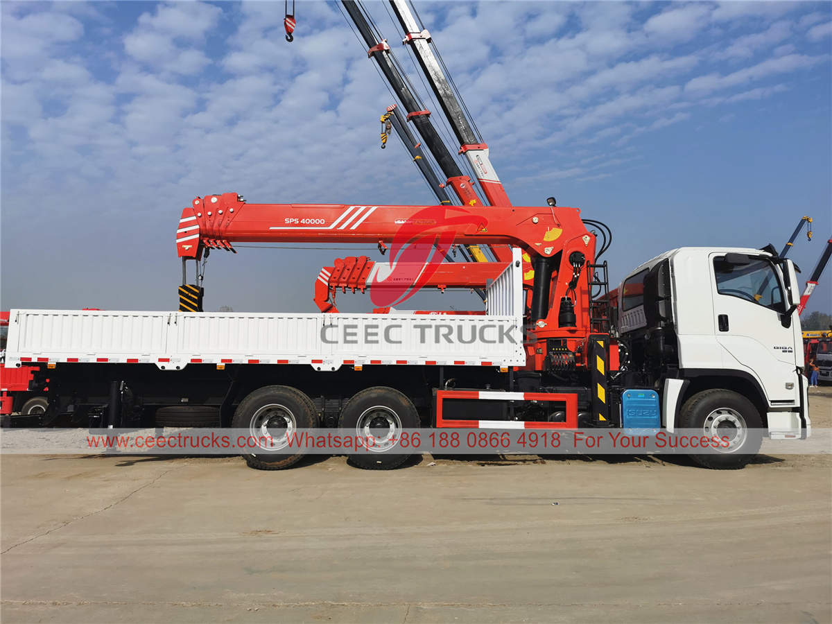ISUZU GIGA truck mounted Palfinger crane