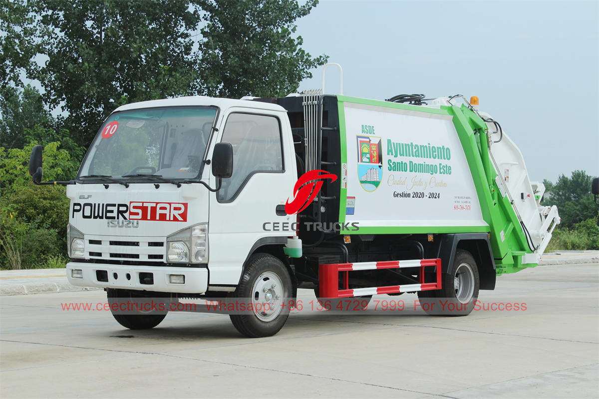 ISUZU 6CBM waste disposal truck