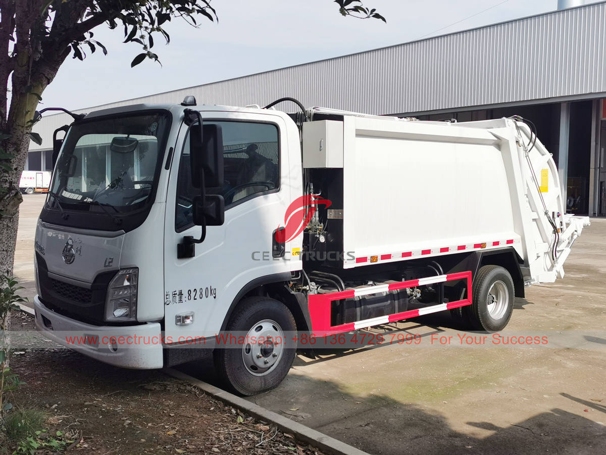 Chenglong rubbish compactor truck for sale