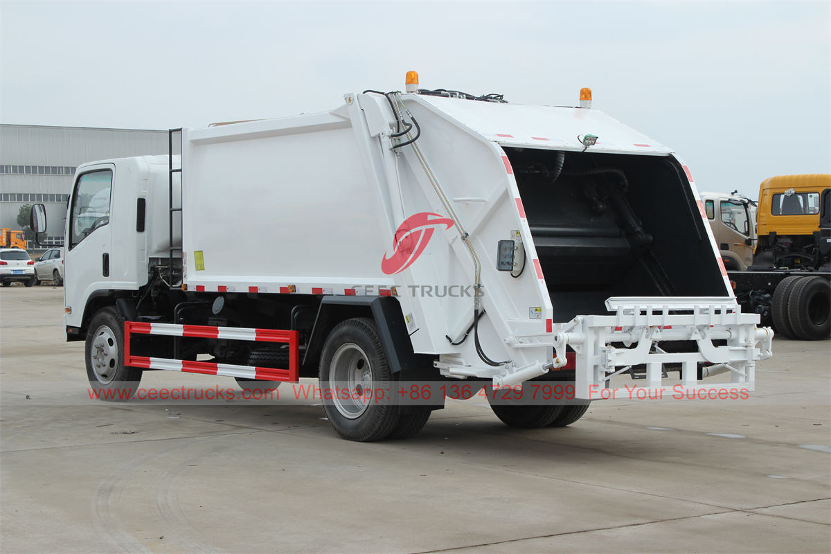 ISUZU ELF 8CBM trash compactor truck for sale
