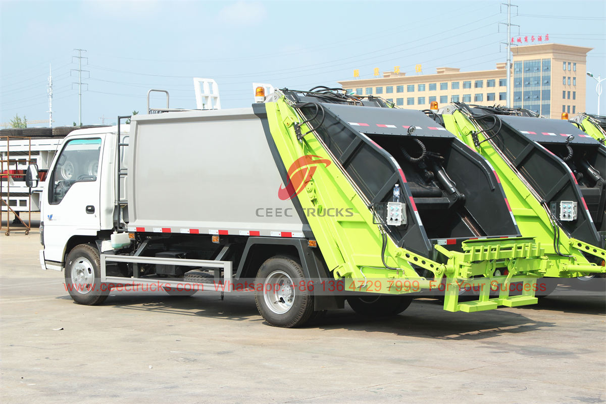 ISUZU hydraulic compaction garbage truck