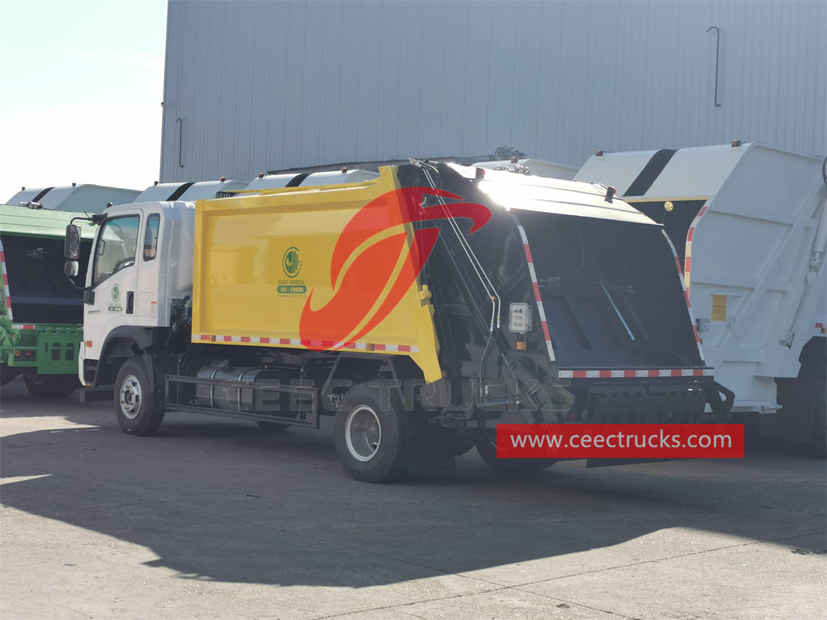 High performance garbage compactor truck HOWO will be delivered from CEEC TRUCKS