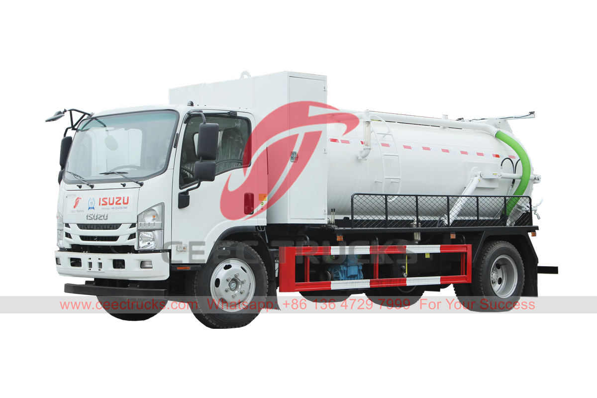 ISUZU 6000 liters vacuum suction truck with MORO pump
