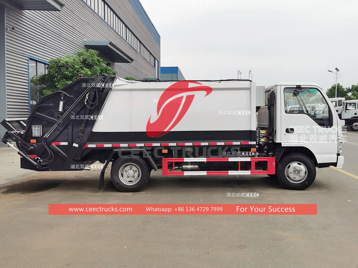 Best price ISUZU 4CBM rear loader garbage trucks for sale