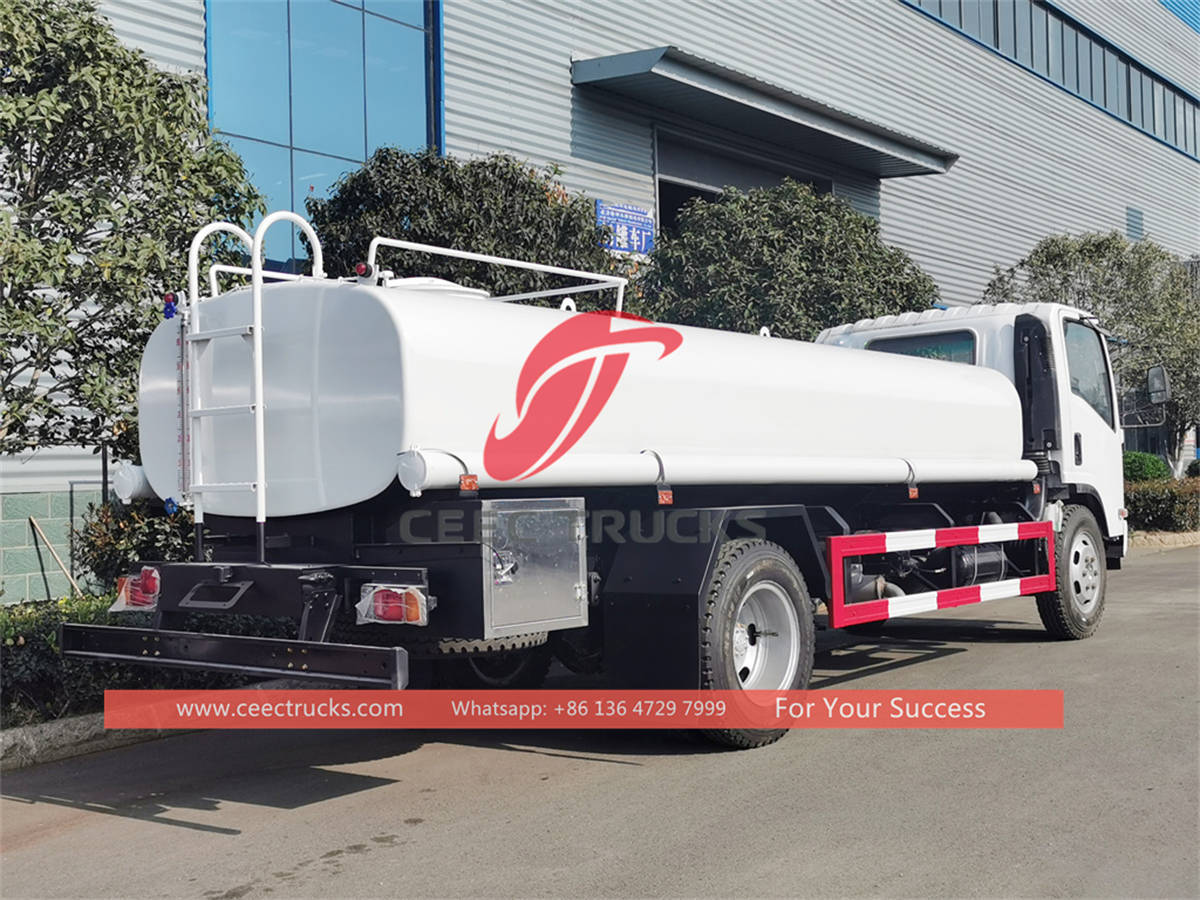 Reliable ISUZU ELF 700P 8 tons drinking water transport truck