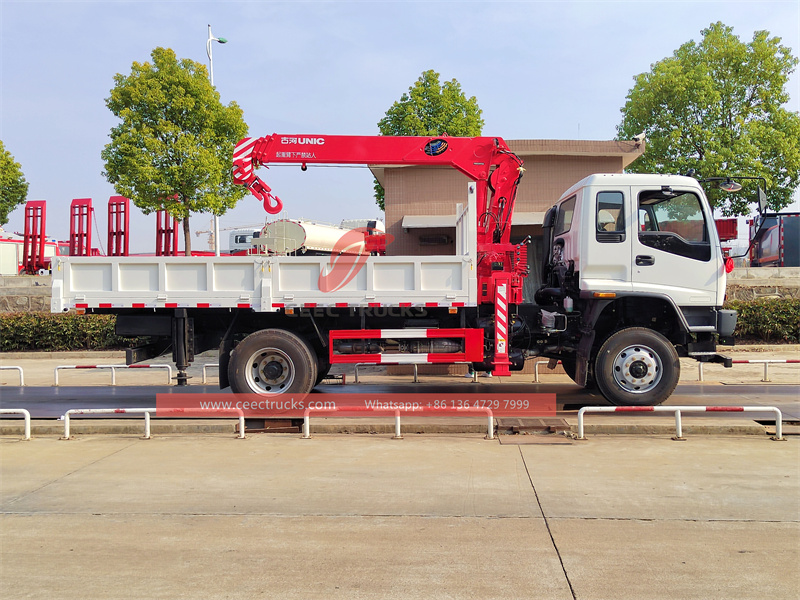 ISUZU FVR 4x4 truck with crane UNIC 8 tons