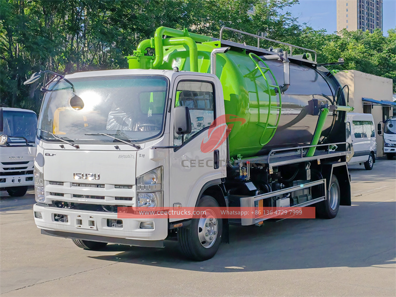 ISUZU NPR 8000L sewage tank truck