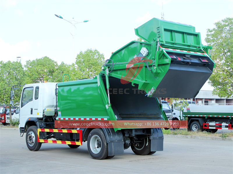 HOWO 170hp garbage compactor truck