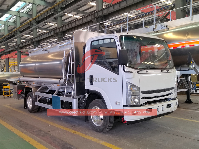 RHD ISUZU fuel transfer tanker truck
