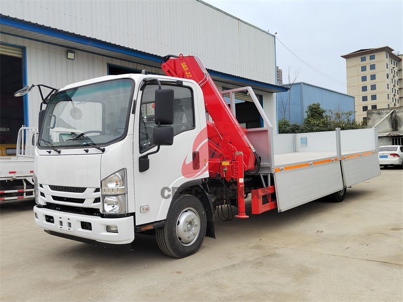 Isuzu 700P hydraulic knuckle boom crane truck Isuzu 700P hydraulic knuckle boom crane truck