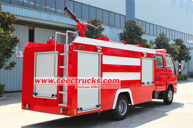 ISUZU NKR fire truck ISUZU NKR fire truck