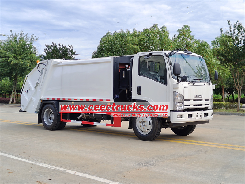 Isuzu NPR garbage compactor truck Isuzu NPR garbage compactor truck