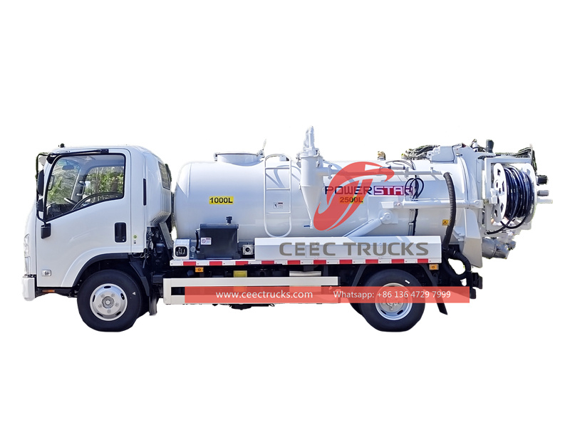 Isuzu&nbsp;NPR septic&nbsp;tanker&nbsp;truck