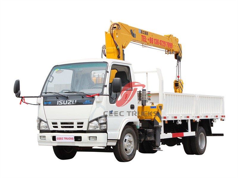 ISUZU NKR cargo truck with telescopic crane&nbsp;