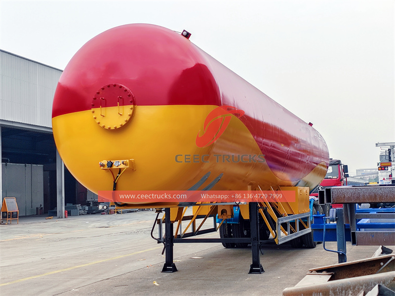 New 3-axle 39,000-liter fuel Storage Tank Trailer New 3-axle 39,000-liter fuel Storage Tank Trailer