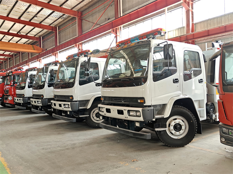 Isuzu FTR double cabin fire&nbsp;fighting&nbsp;truck