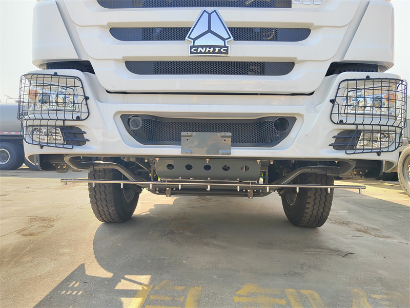 Howo 300HP Road Sweeper Cleaning Truck