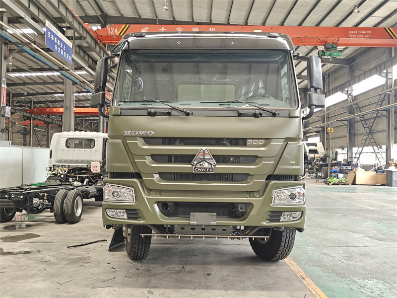 Howo 300HP Road Sweeper Cleaning Truck