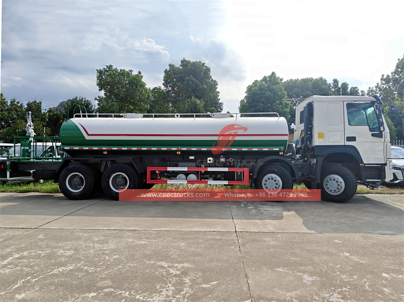 Howo 8X4 water tank truck Howo 8X4 water tank truck