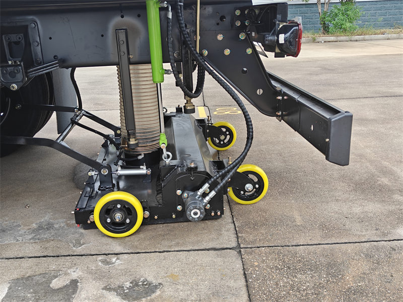 ISUZU FVR Road Sweeper Cleaning Truck