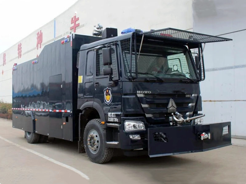 Howo armored&nbsp;crowd&nbsp;control&nbsp;riot&nbsp;truck