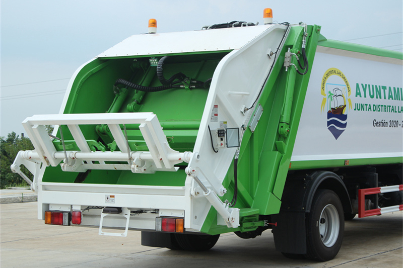 Tailgate lift, scraper, and slide plate cylinders