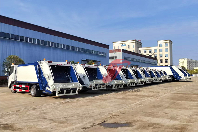 12 units isuzu garbage compactor truck