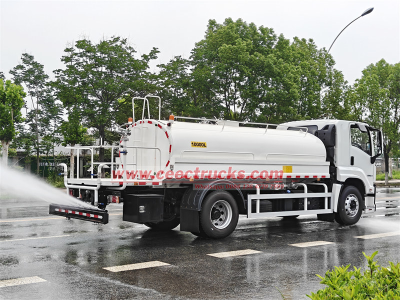 ISUZU water carrier truck rear spraying nozzles ISUZU water carrier truck rear spraying nozzles