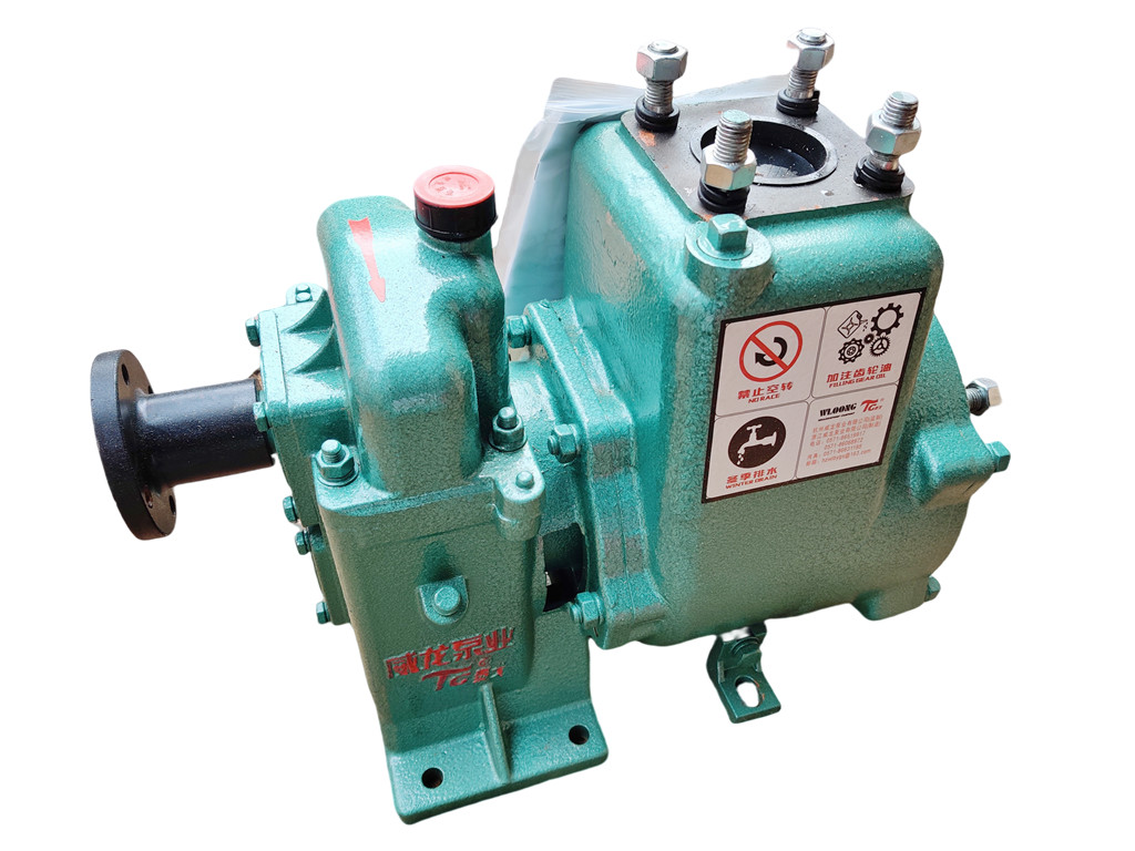 Isuzu water truck pump