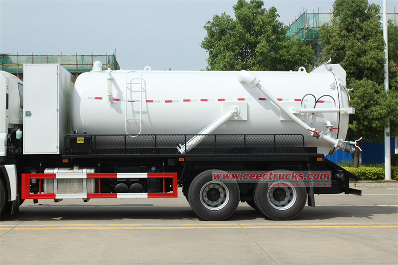 Round shape designed vacuum tanker and pipeline box