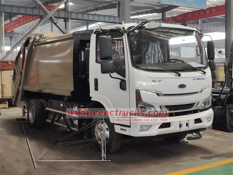 How to manufacture ISUZU EVM600 rear loader truck How to manufacture ISUZU EVM600 rear loader truck