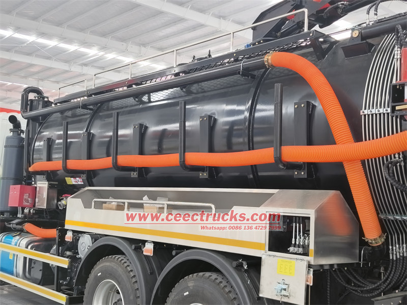 Isuzu suction truck with 10m DN100 pipeline hose