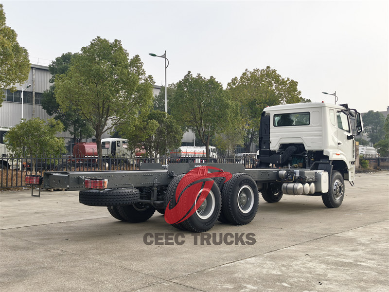 Sinotruk HOWO NX 6x4 cargo truck