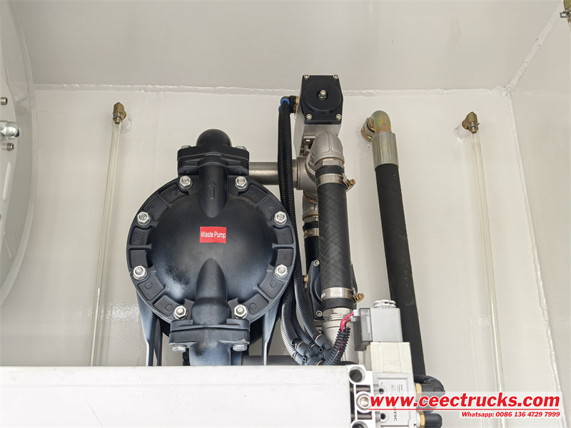 Waste oil pump for suction and discharge