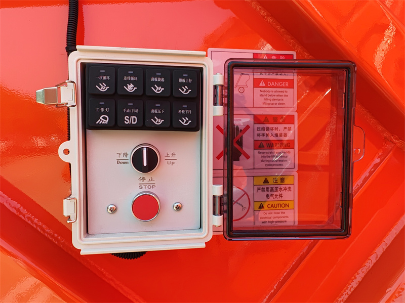 dongfeng refuse compaction truck