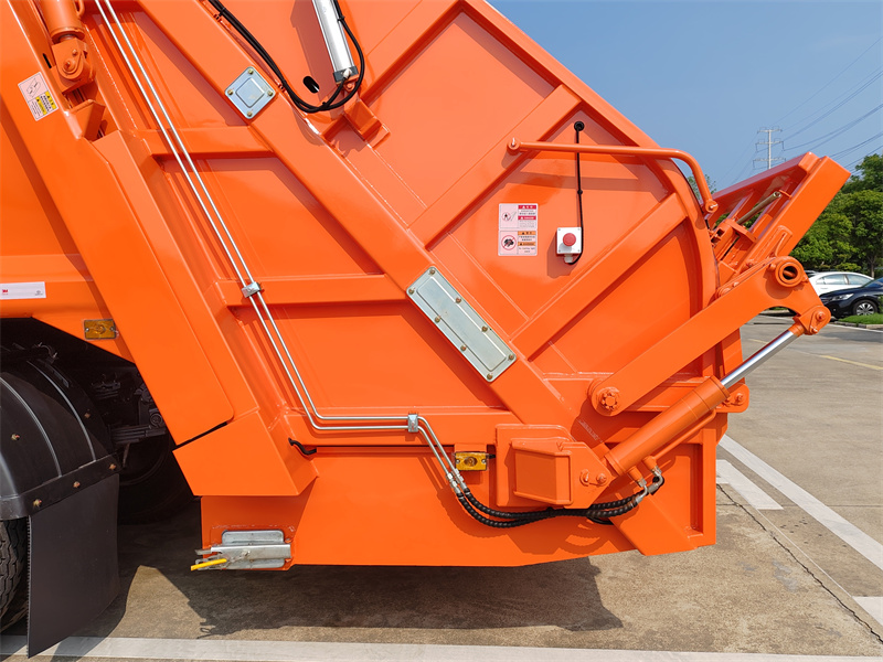 dongfeng refuse compactor truck