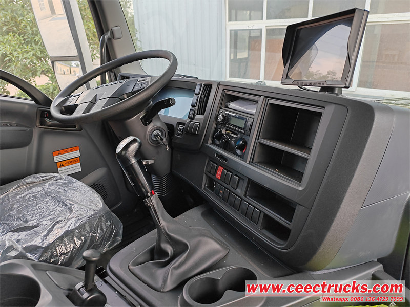 ISUZU GIGA 5X truck cabin