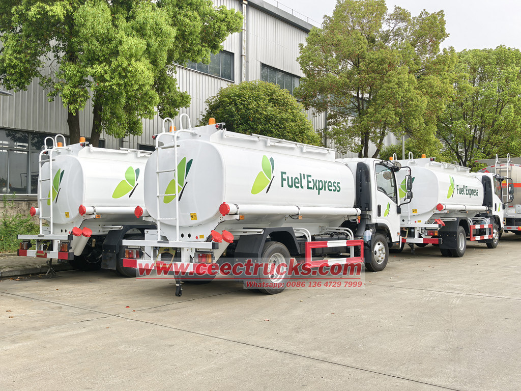 ISUZU NQR refueling tanker truck