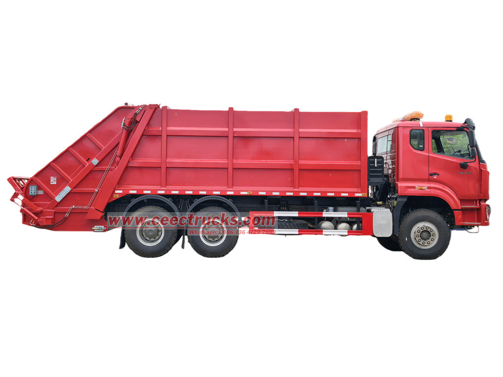 Sinotruk HOWO RHD 371HP rear loader compactor