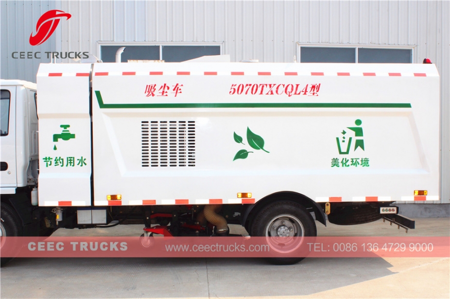 ISUZU 5 CBM vacuum road sweeper truck