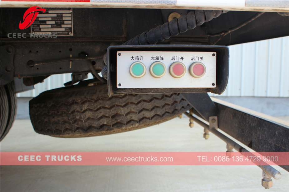 ISUZU 5 CBM vacuum road sweeper truck