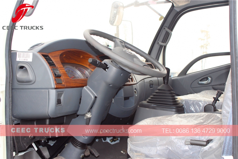 ISUZU 5000L trash compressor vehicle