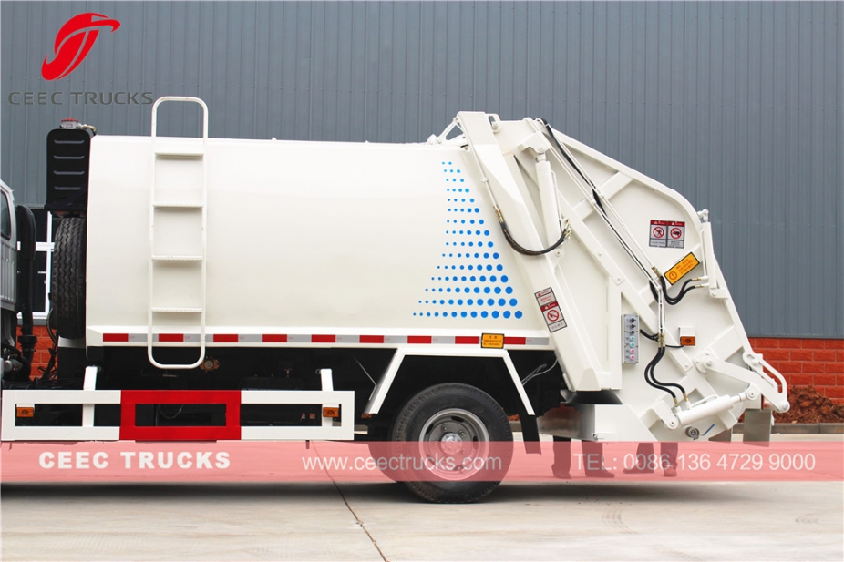 ISUZU 5000L trash compressor vehicle