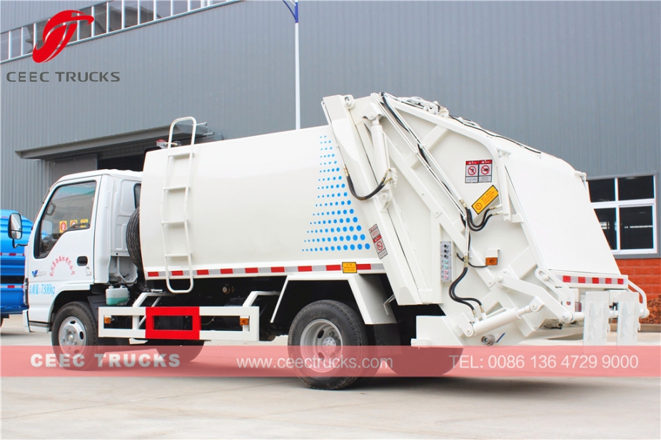 ISUZU 5000L trash compressor vehicle